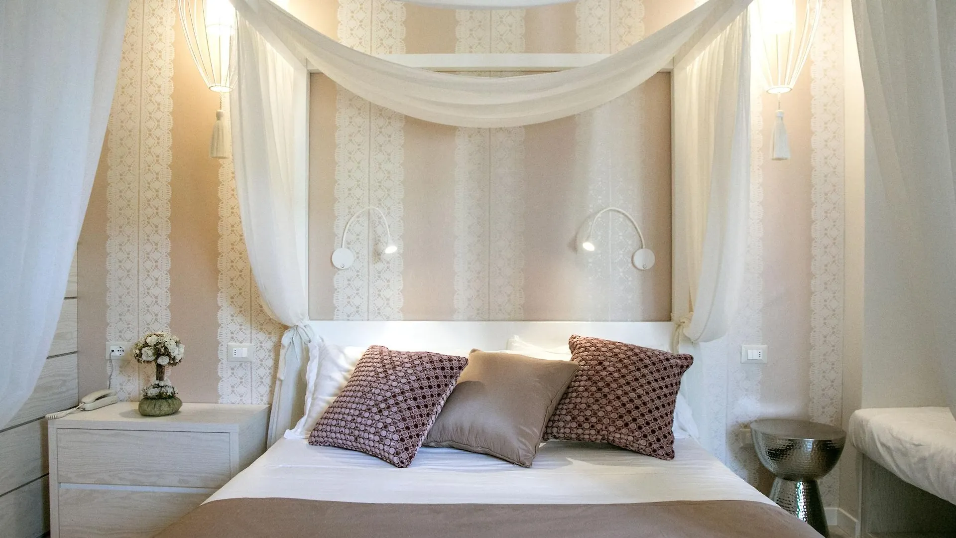 Hotel Villa Paola Rimini 3*,