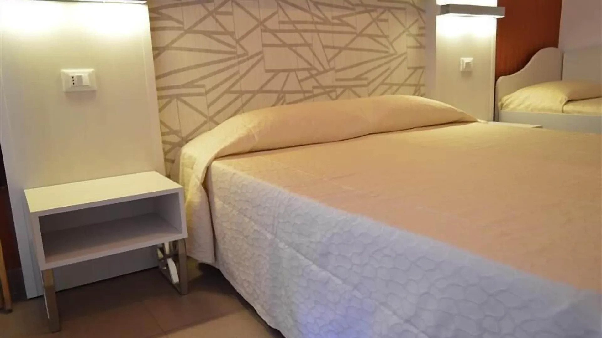 ***  Hotel Villa Paola Rimini Włochy
