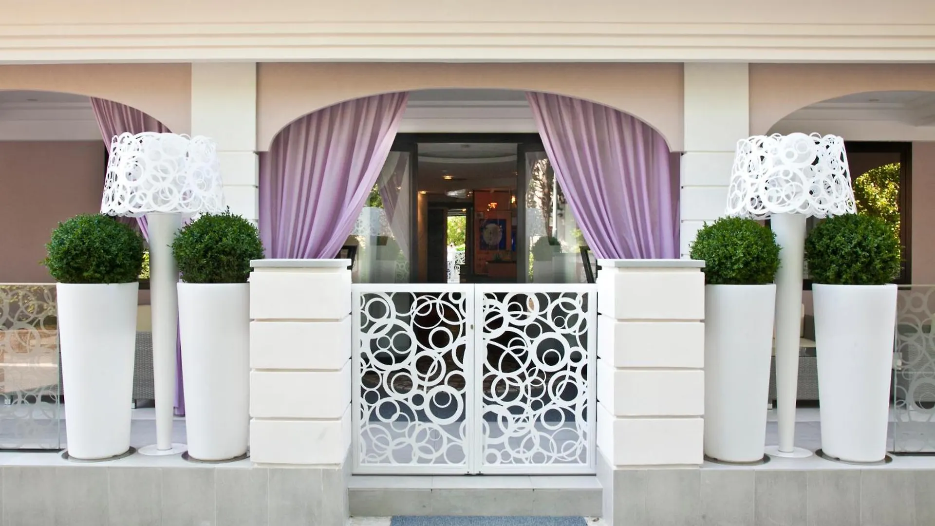 Hotel Villa Paola Rimini 3*,  Italië